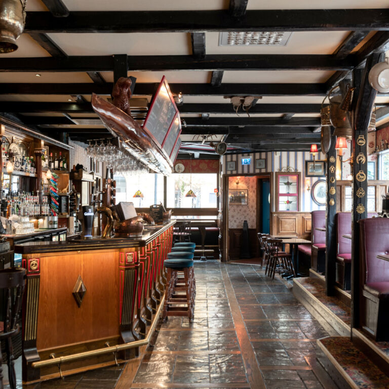 Visitvastmanland the bishop arms koping toppbild