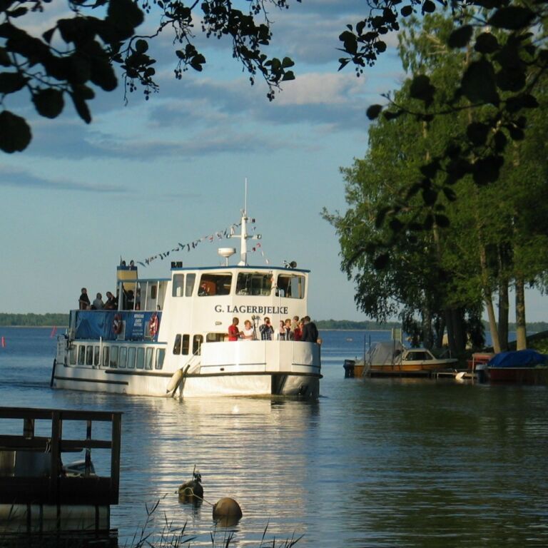 Visit vastmanland Hjalmarekanal kryssning toppbild