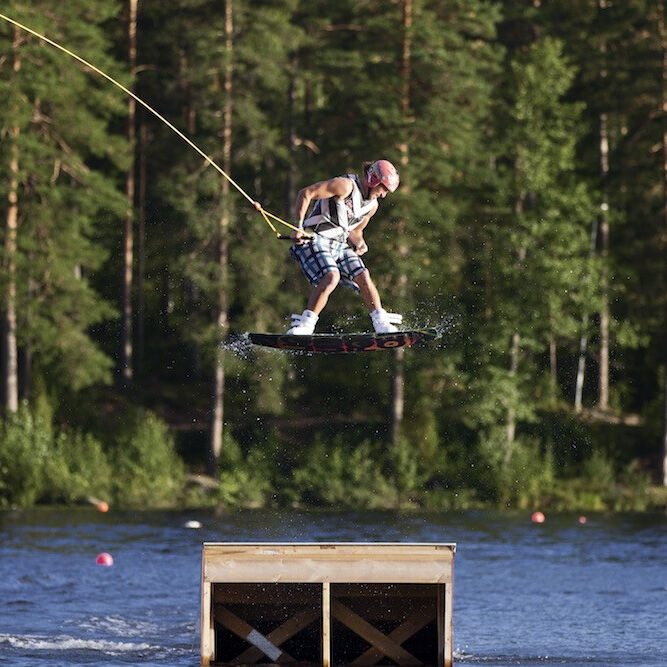 Visit vastmanland fagersta cable park hogt hopp