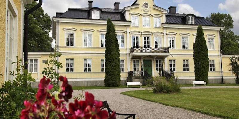 Visit vastmanland farna herrgard utomhus fasad