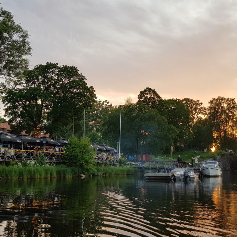 Visitvastmanland hamnkrogen toppbild