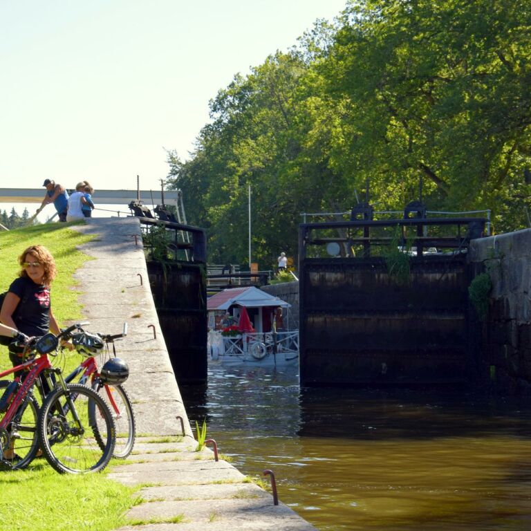 Visit vastmanland hjalmare kanal toppbild