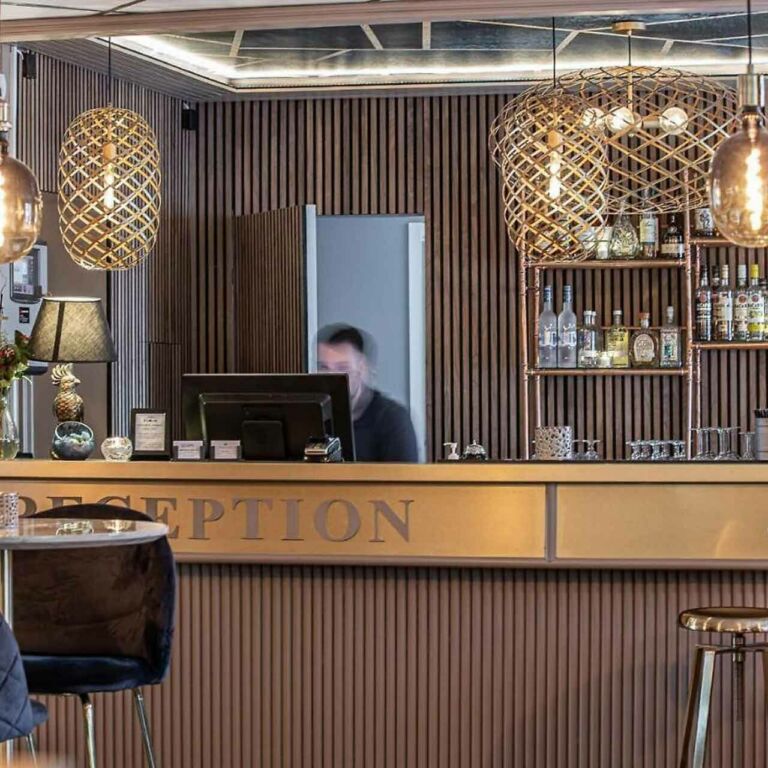 Visitvastmanland hotell arkad toppbild