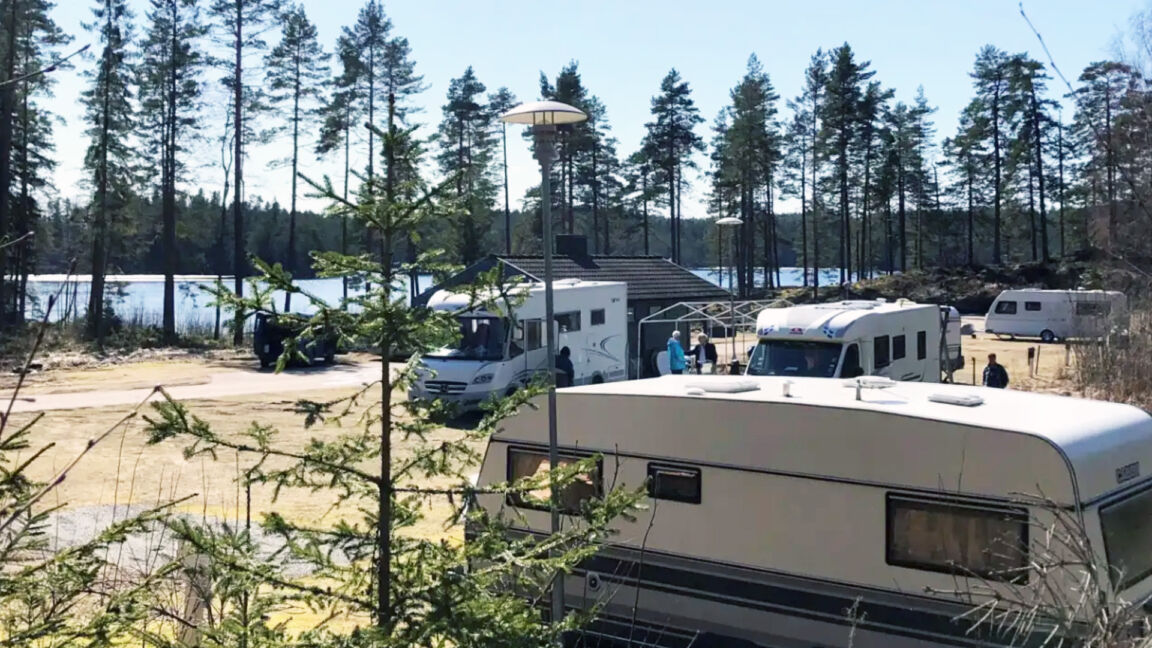 Visitvastmanland klotenresort camping stallplatser