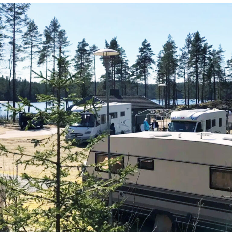 Visitvastmanland klotenresort camping stallplatser