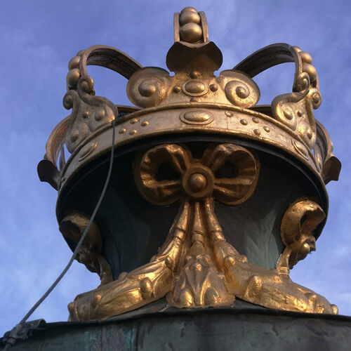 Visitvastmanland kung karlskyrka krona