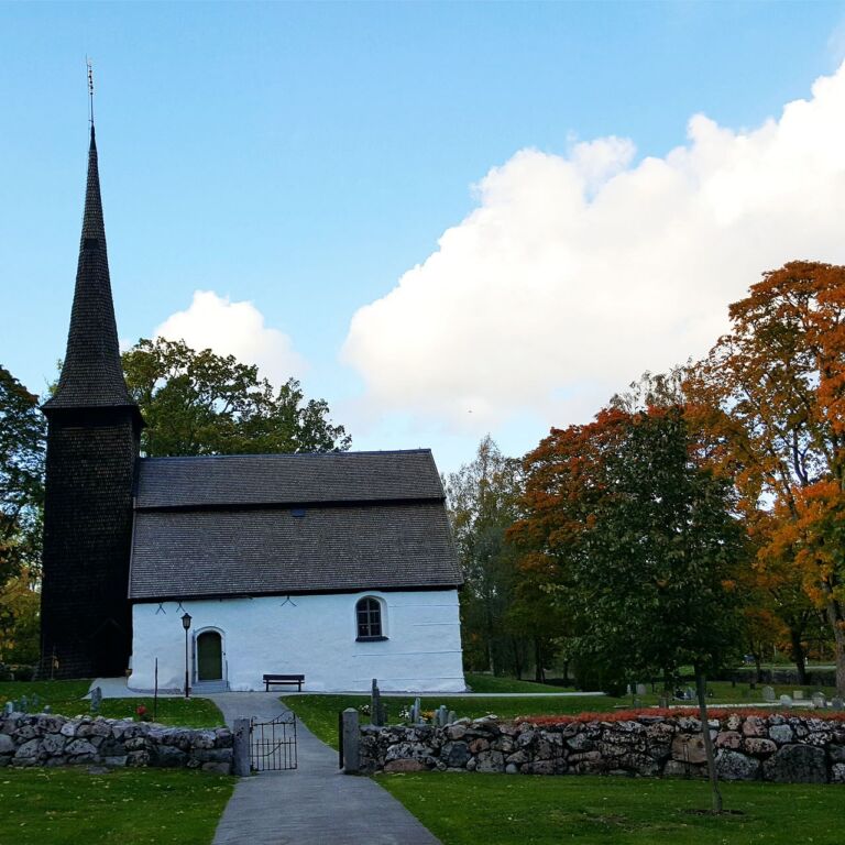 Visitvastmanland kungs barkaro kyrka toppbild
