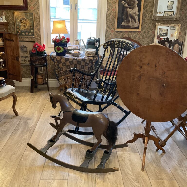 Visitvastmanland kuriosaboden bild4