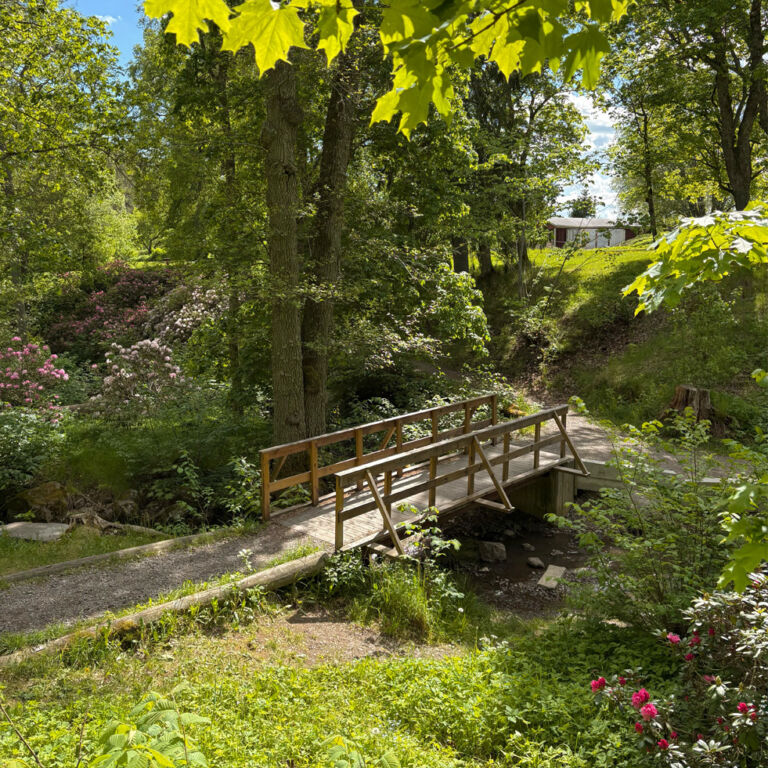 Visitvastmanland skultunabrukshotell omgivning