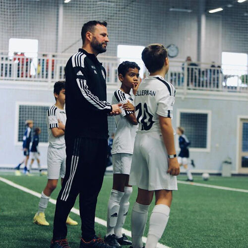 Visitvastmanland systemairhallen fotboll2