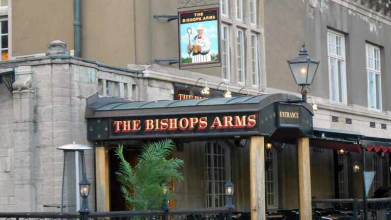 Visitvastmanland the bishop arms vasteras toppbild