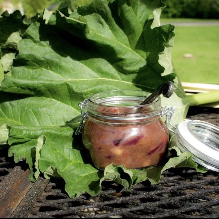 Farnas rokta rabarberchutney