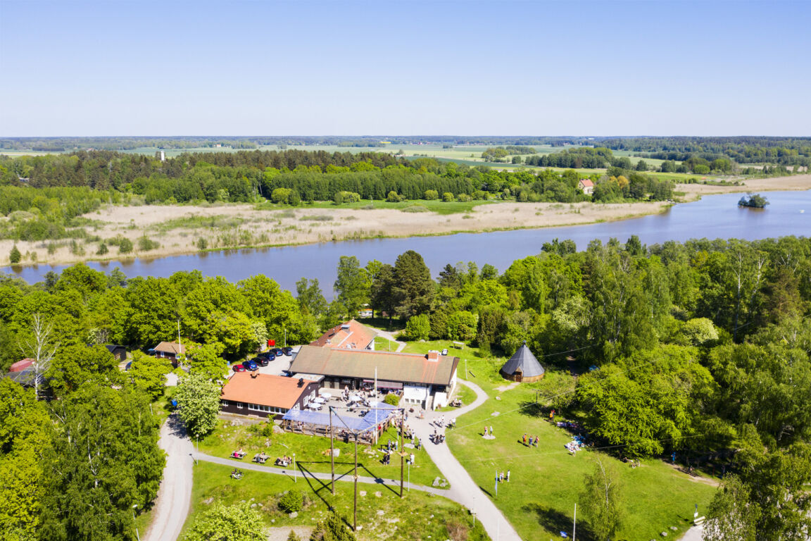 Visitvastmanland bjornogarden dronare