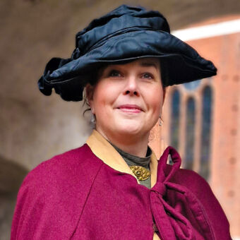 Visitvastmanland Delia vid domkyrkan